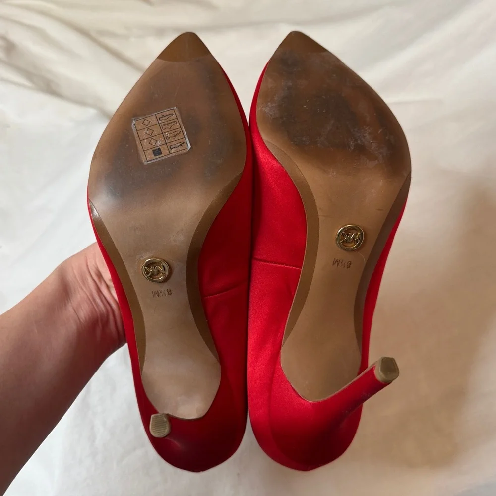 Michael Kors Claire Satin Pumps - Picture 3 of 7